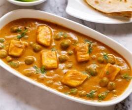 Matar Paneer      